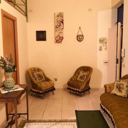 B&B Il Nespolo Салерно Екстериор снимка